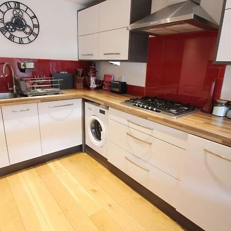 Spacious 2 Bed, 2 Bath Apartment -The Shore, Leith Edinburgh Luaran gambar