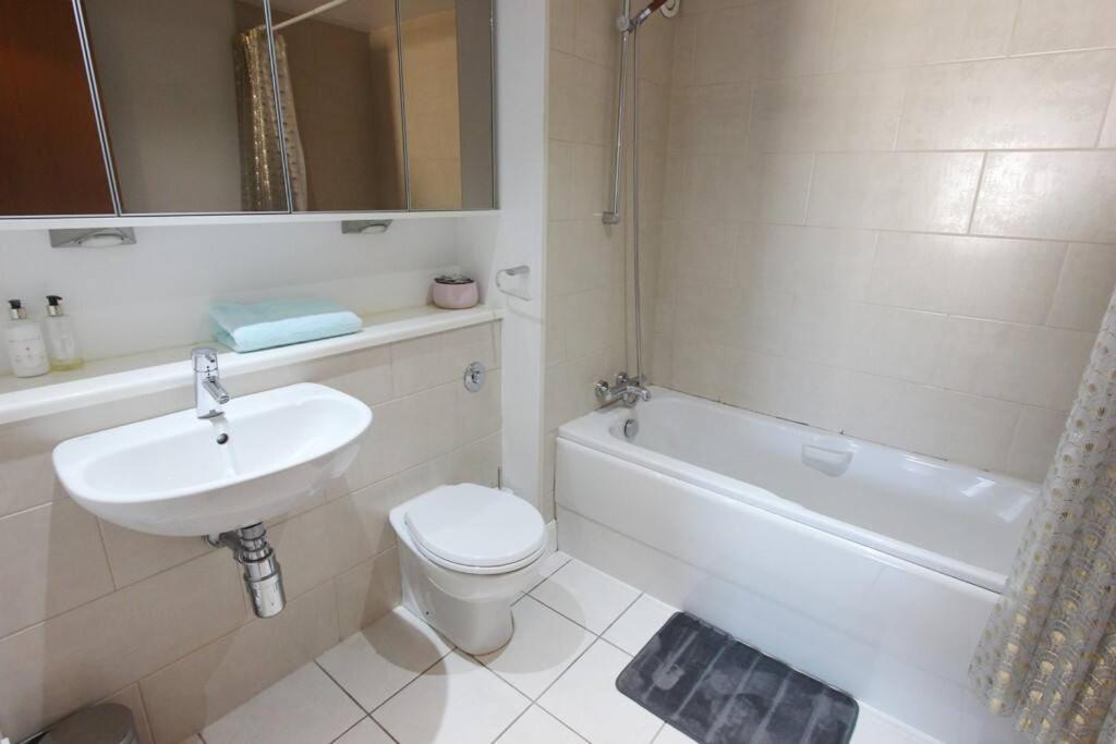 Spacious 2 Bed, 2 Bath Apartment -The Shore, Leith Edinburgh Luaran gambar